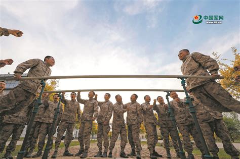 上海军事夏令营往届图片展 - 中国少年预备役军事训练营图片集锦_PC版