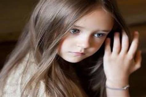 俄罗斯十大最漂亮童星 萌哭了！她曾被评为世上最美小女孩 - 明星