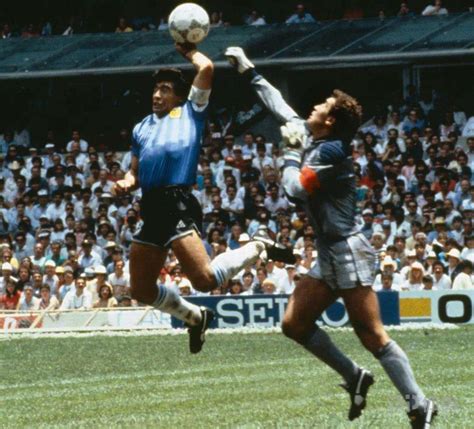 86年世界杯 马拉多纳经典战役 上帝之手 半场过6人世纪进球再现