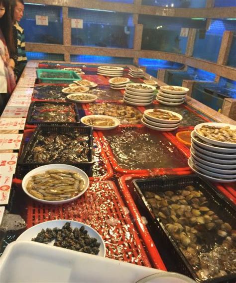 2021潭门港海鲜大排档美食餐厅,2人点了1套，有螃蟹、鱼、墨... 【去哪儿攻略】