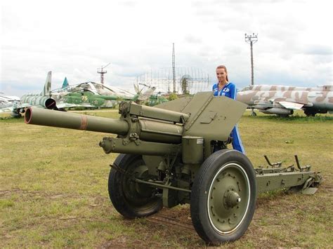 火炮历史中的“122神话”，前苏联122毫米口径D-30榴弹炮服役至今_凤凰网视频_凤凰网