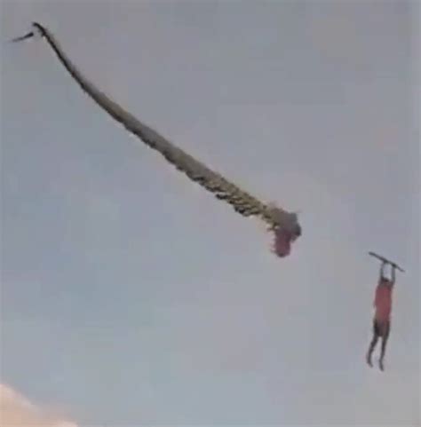 12岁男孩被巨型风筝带上天-被风筝卷上天的孩子怎么样了 - 见闻坊