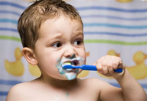 孩子不爱洗脸刷牙是怎么回事 如何培养孩子的良好习惯和方法 _八宝网