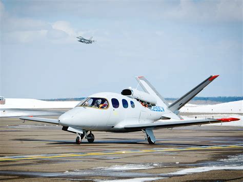 “双十一”芜湖产飞机线上被拍走 总价150万3个月后交付 - 民用航空网