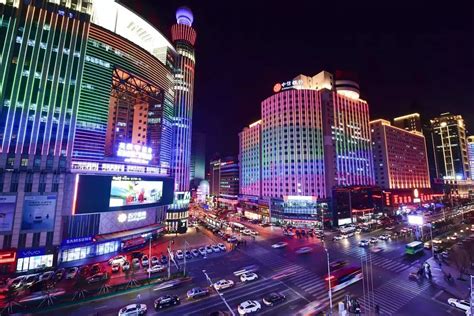 北京朝阳区按下经济发展“快进键”，“云上”活跃消费市场 | 北晚新视觉