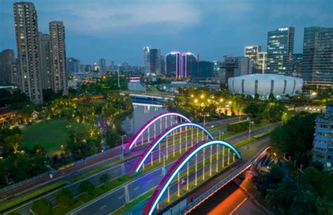 滨江北塘河上三座桥亮了 “微更新”让城市更美-杭州高新区（滨江）新闻网