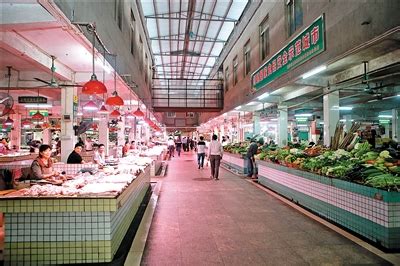 龙华区农贸市场专项整治 十家市场市容环境明显提升_龙华网_百万龙华人的网上家园