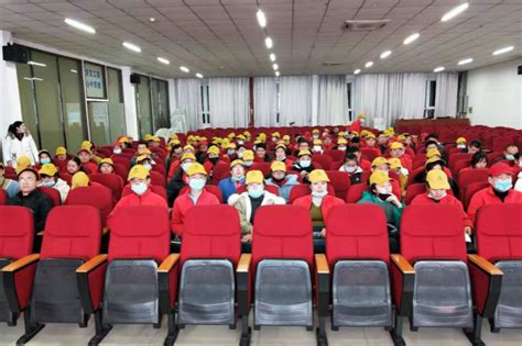 安庆皖江中等专业学校与企业联合开展企业新型学徒制培训协同推进技能人才培养